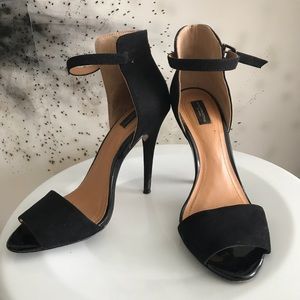 Zara Classic Black stilettos